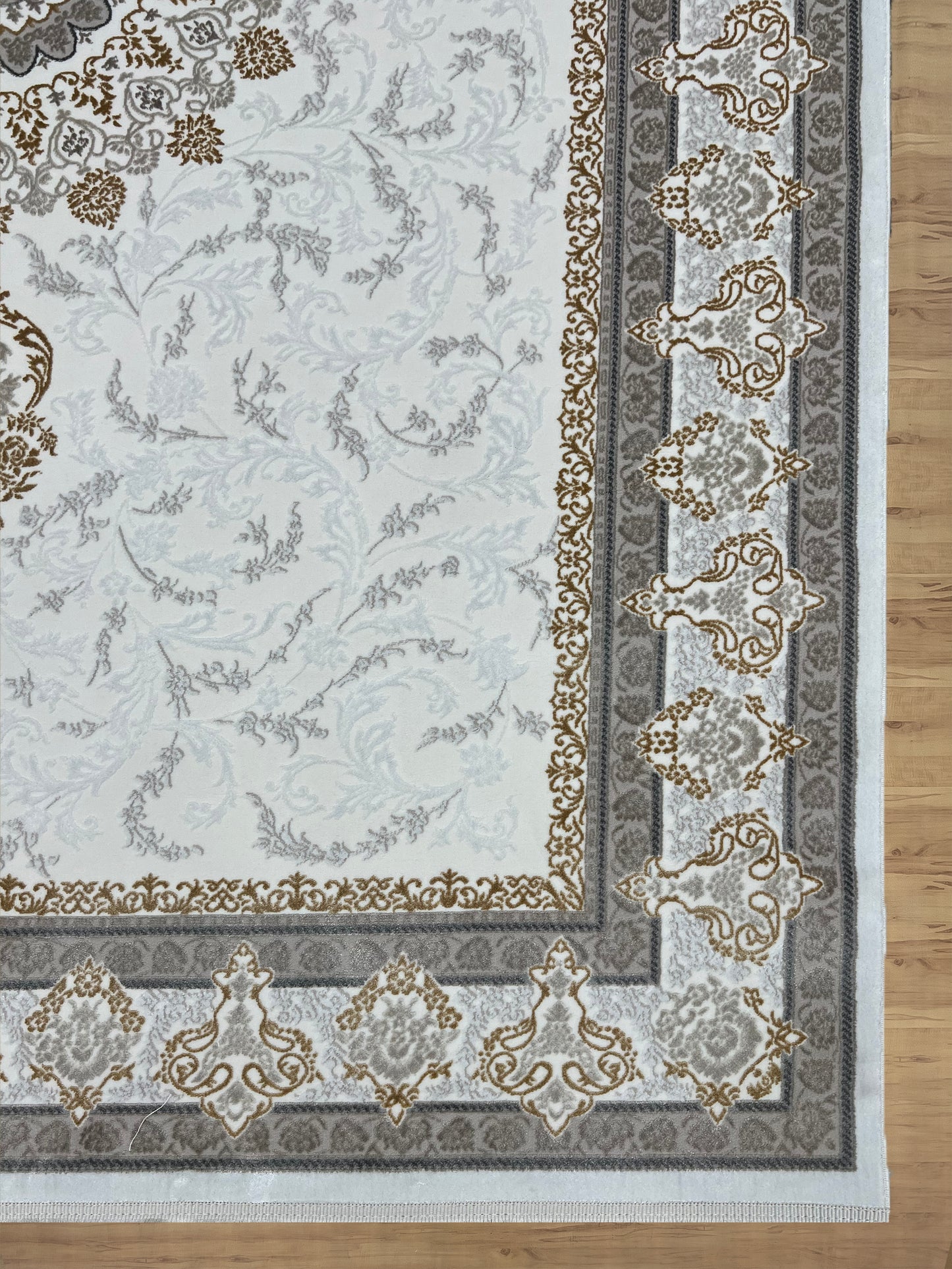 Royal Loom Acrylic Classic Carpet