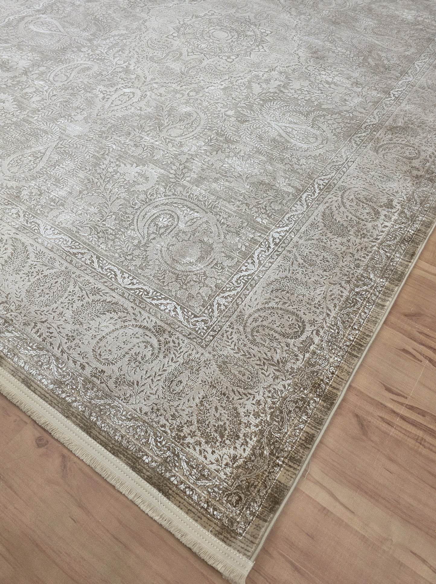 Oasis Bamboo Silk Classic Carpet