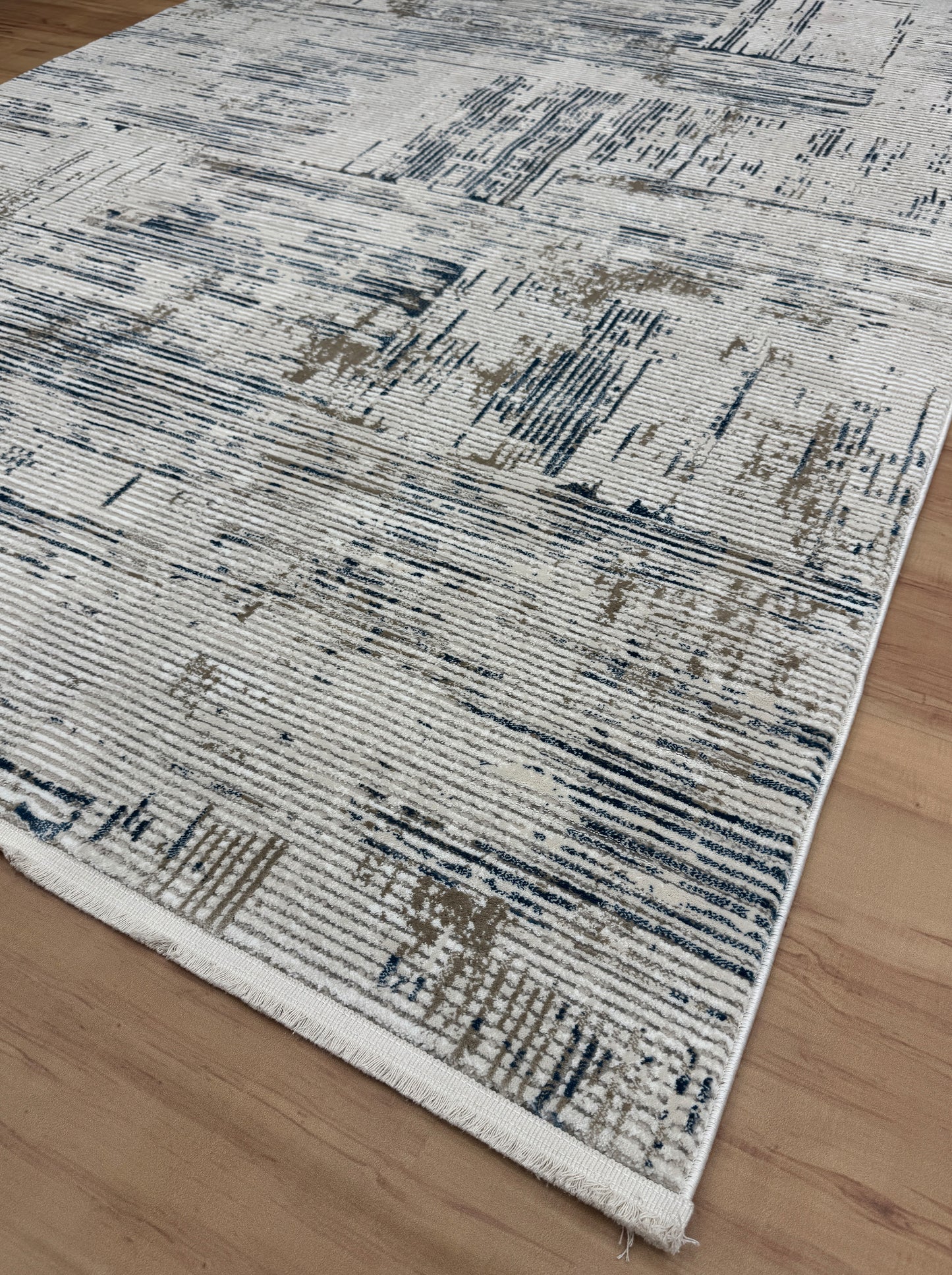 Elegant Shadows "Cream+Blue" Acrylic Carpet