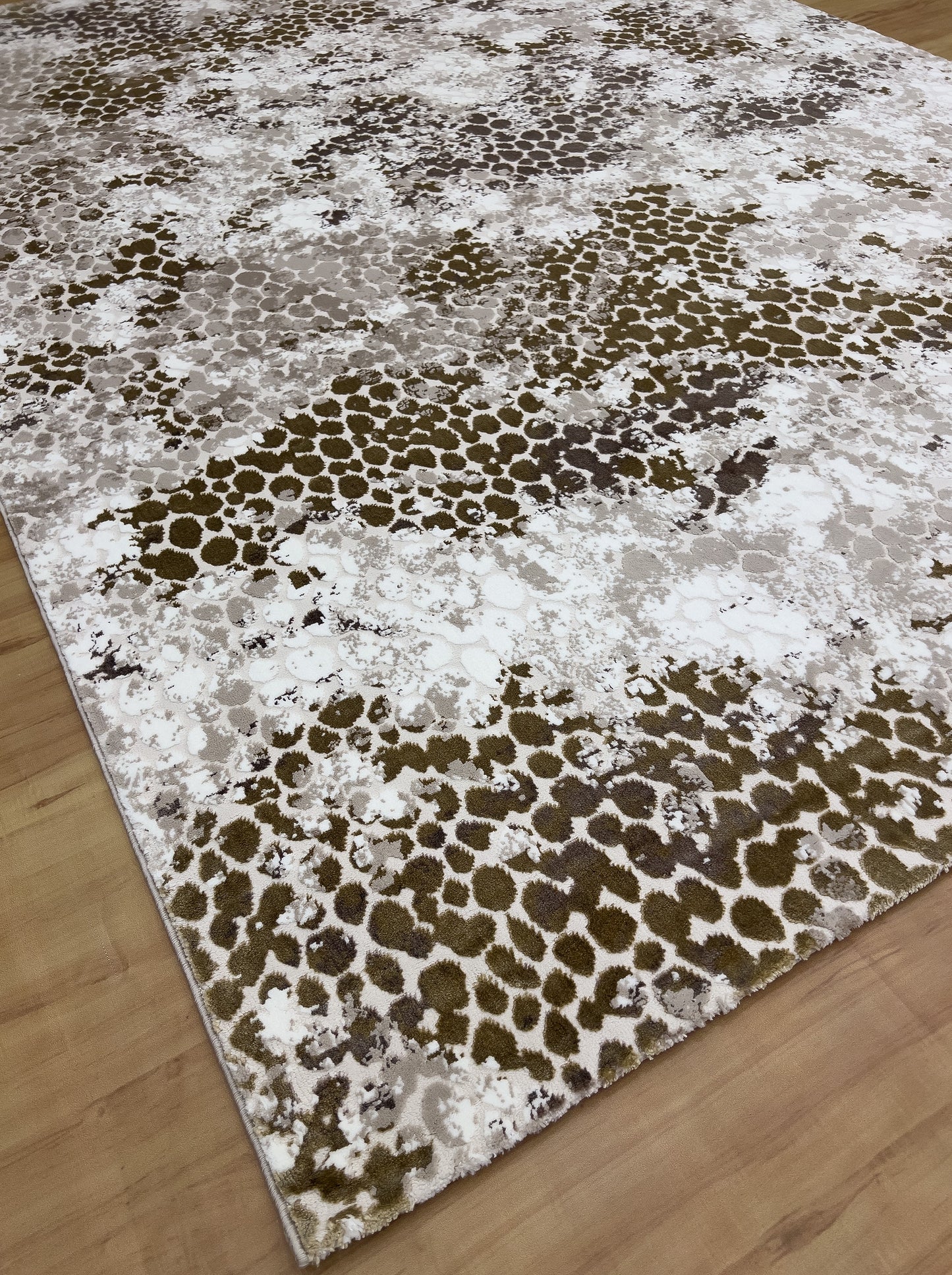 Arzu Harmony Acrylic Carpet