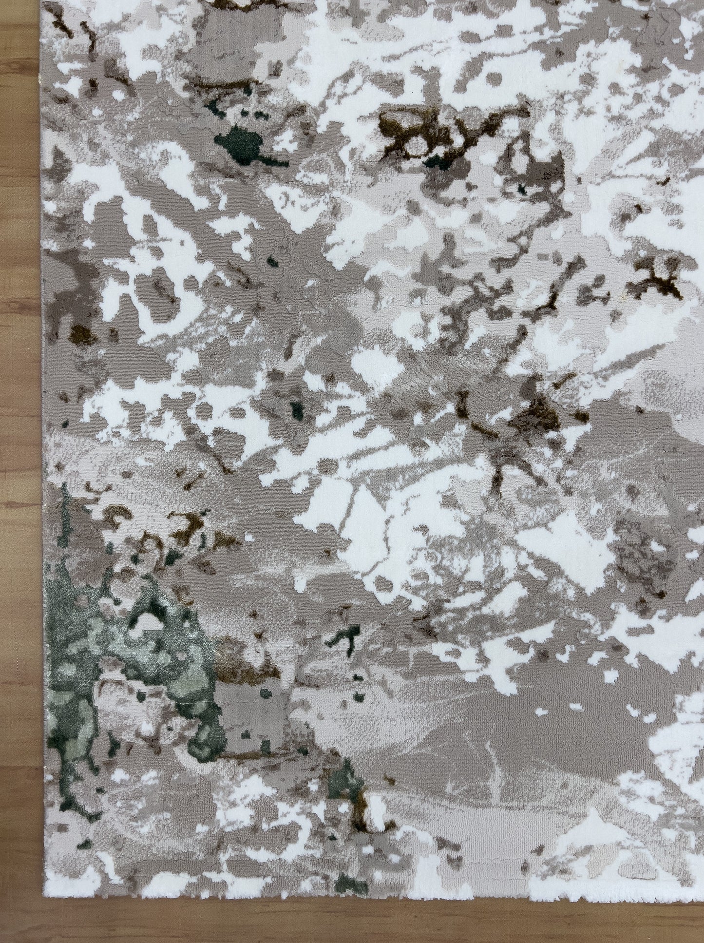 Aylin Elegance Acrylic Carpet
