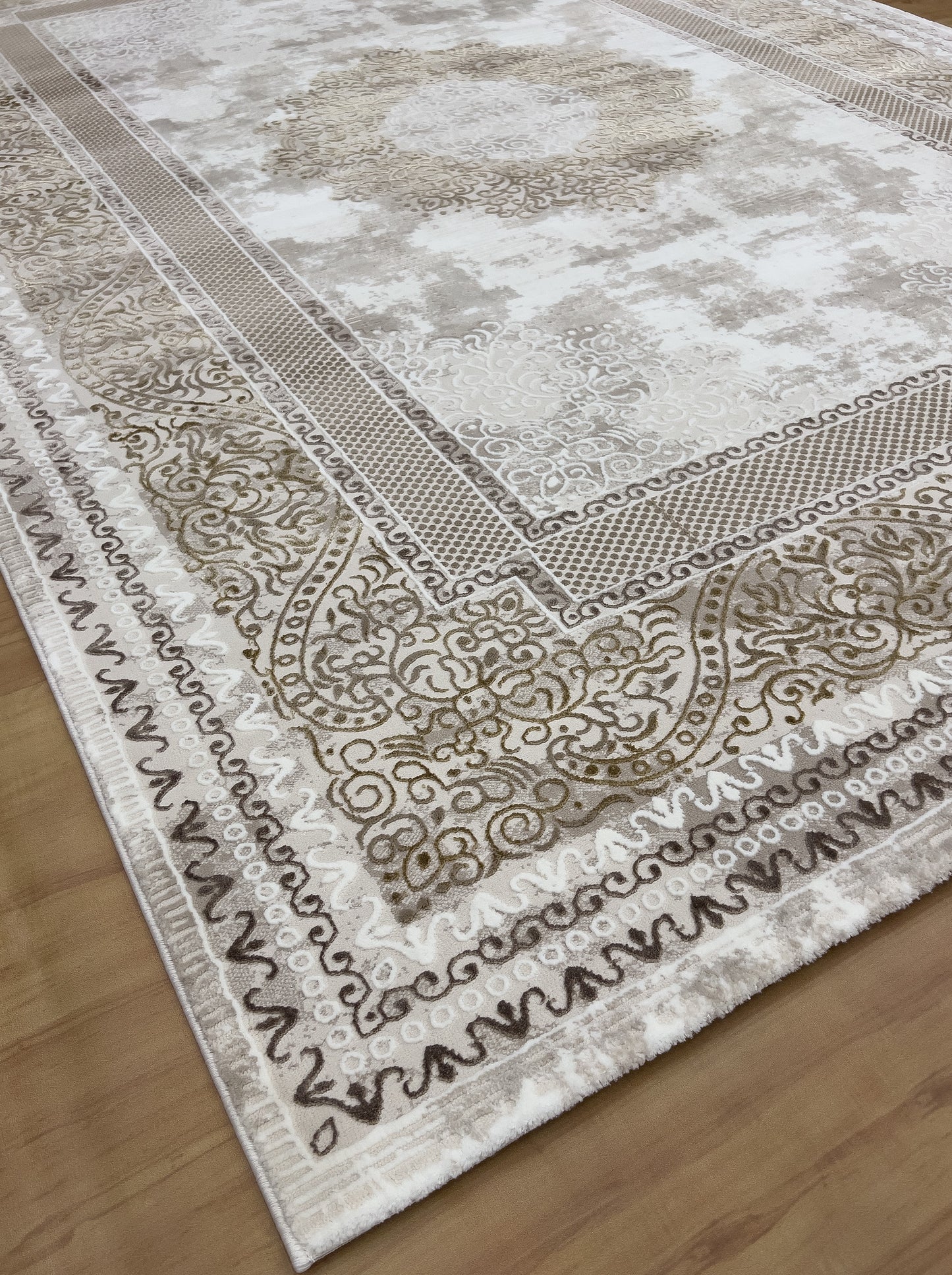 Blossoming Beauty Acrylic Classic Carpet