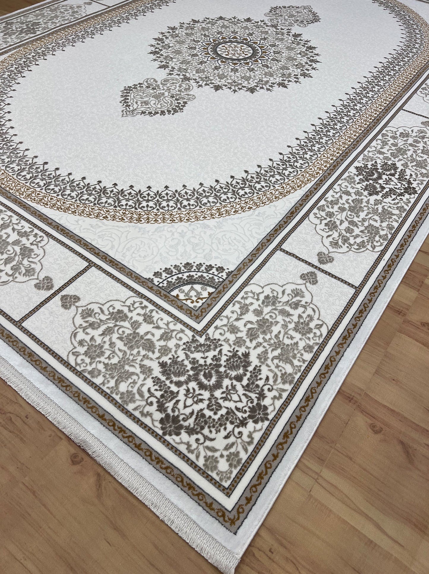 Medallion Flower  Acrylic Classic Carpet