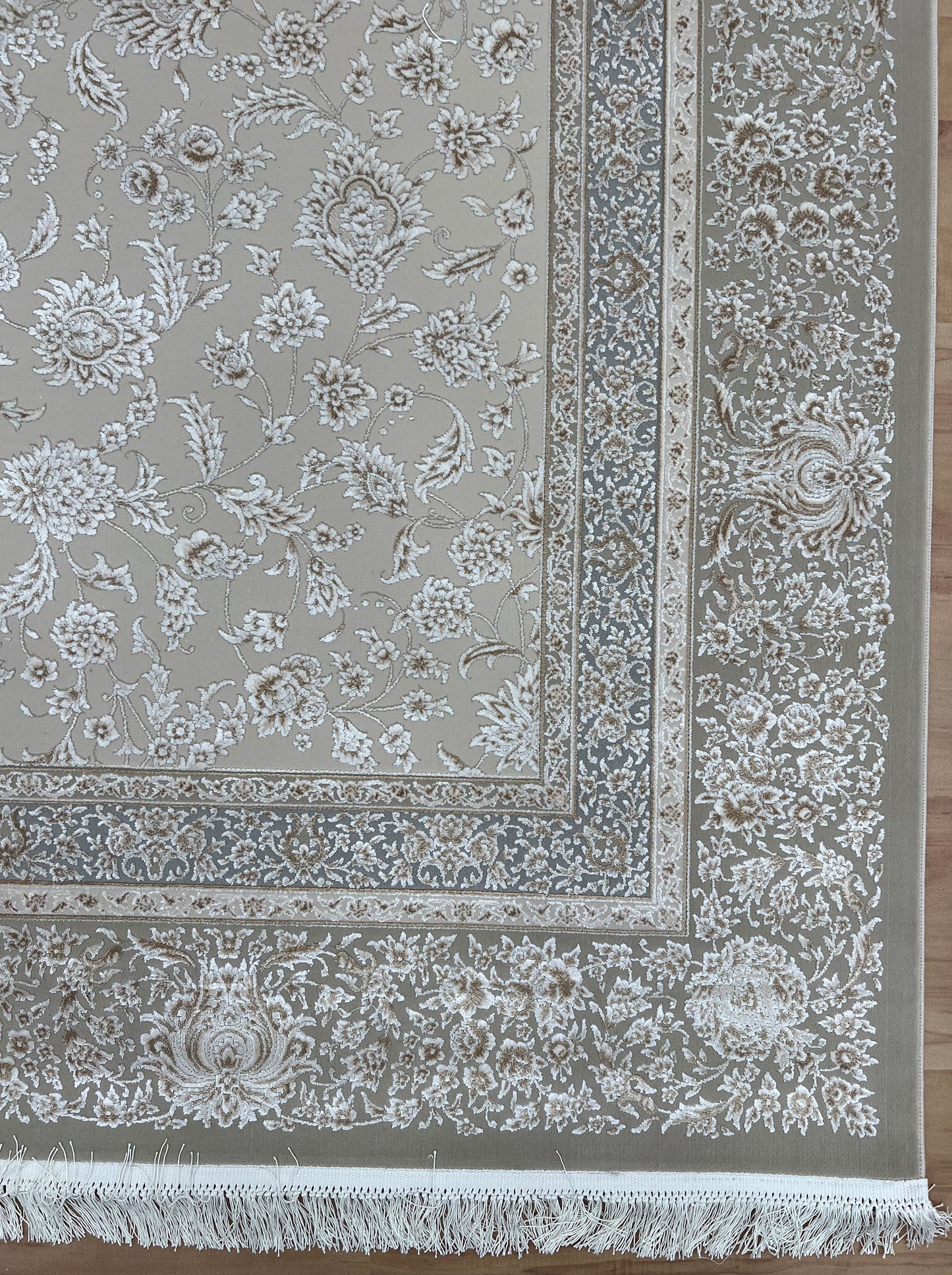 Floral Essence Bamboo Silk Classic Carpet