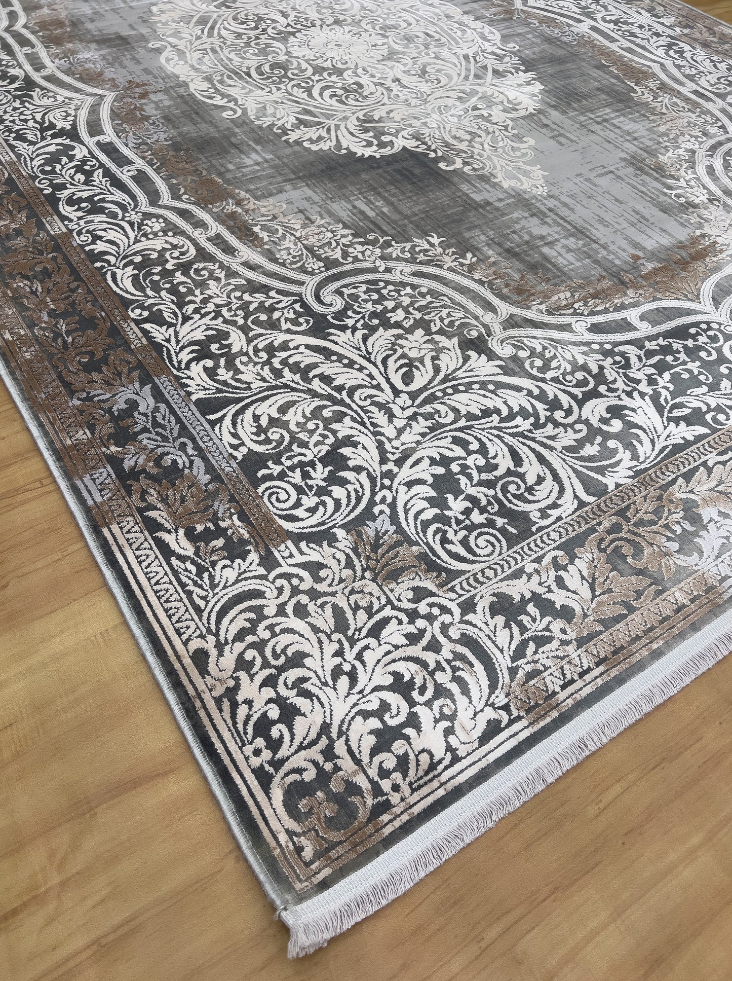 Gray Whispers Bamboo Silk Classic Carpet