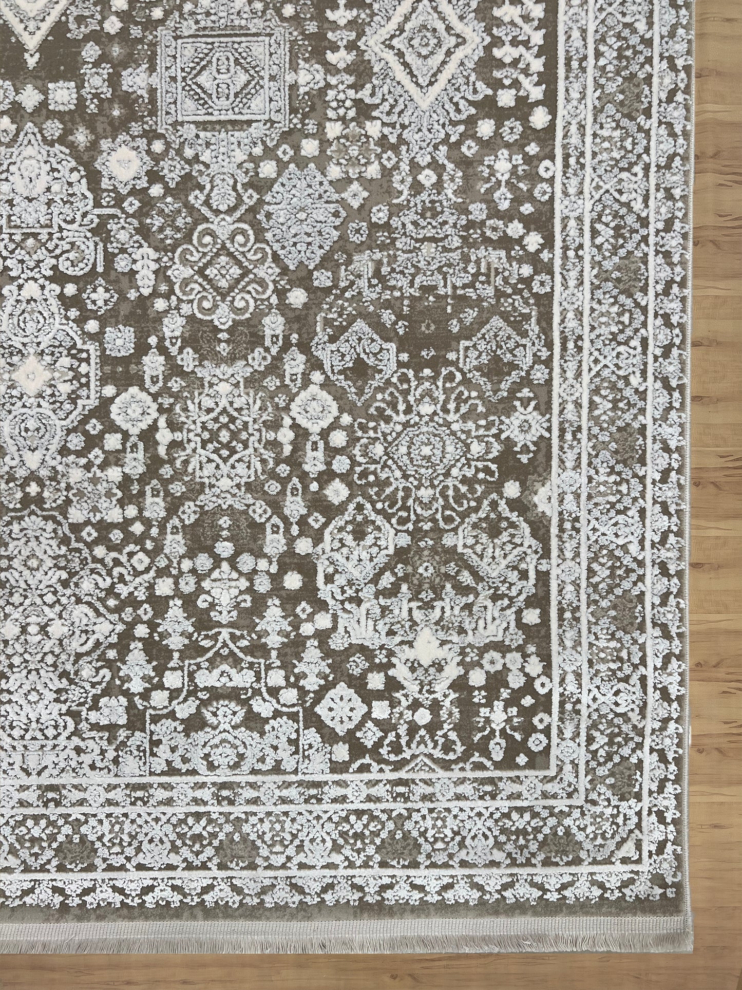 Timeless Ornamental Bamboo Silk Carpet