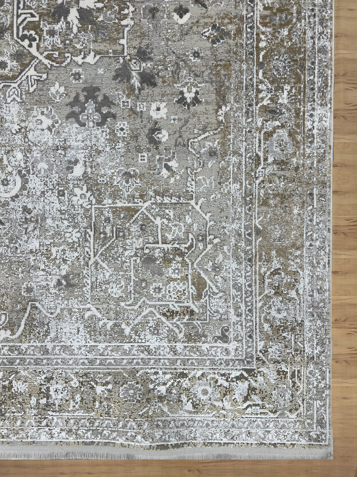 Neutral Ornamental Bamboo Silk Carpet