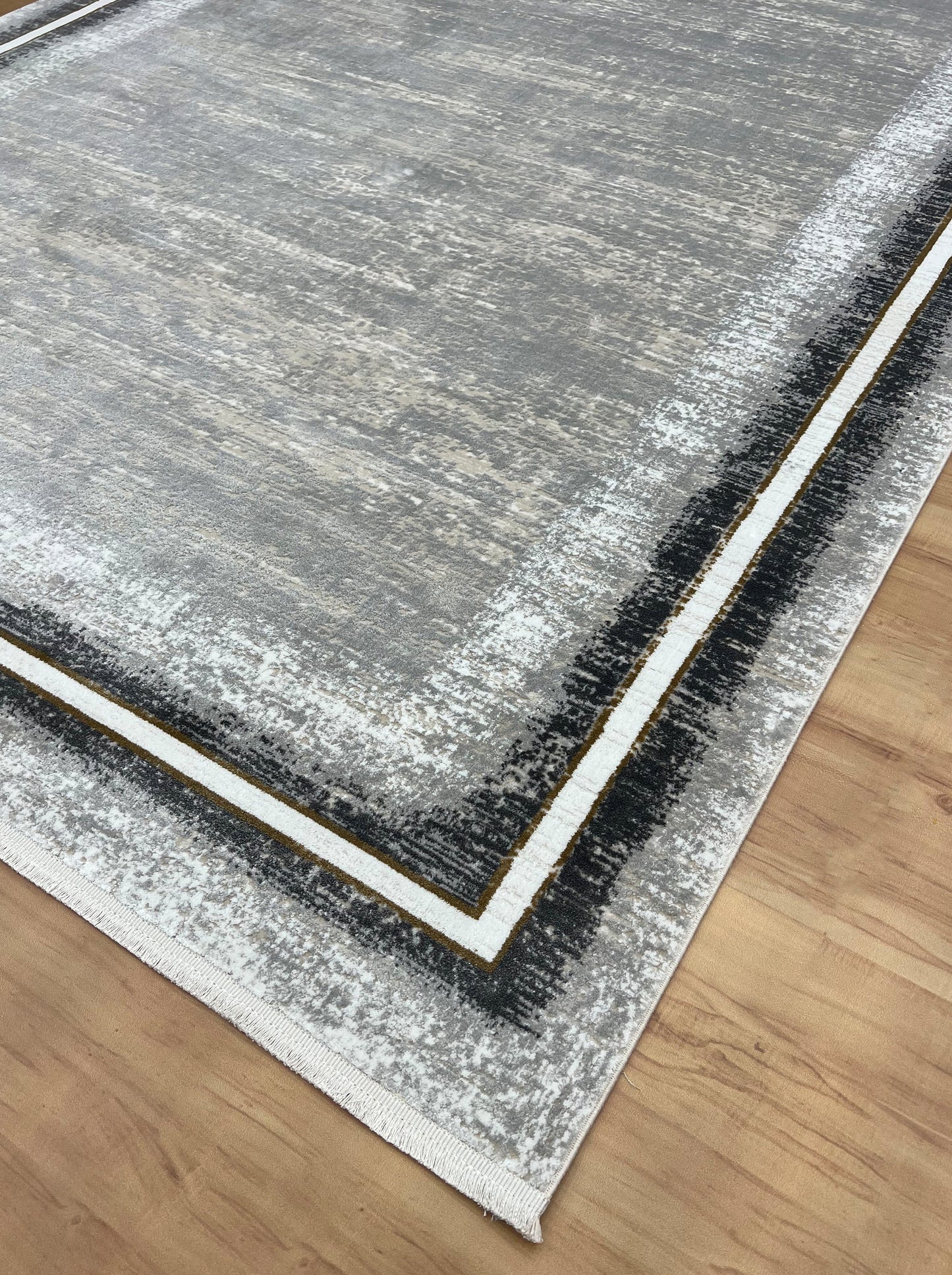 Elegant Border Bamboo Silk Carpet