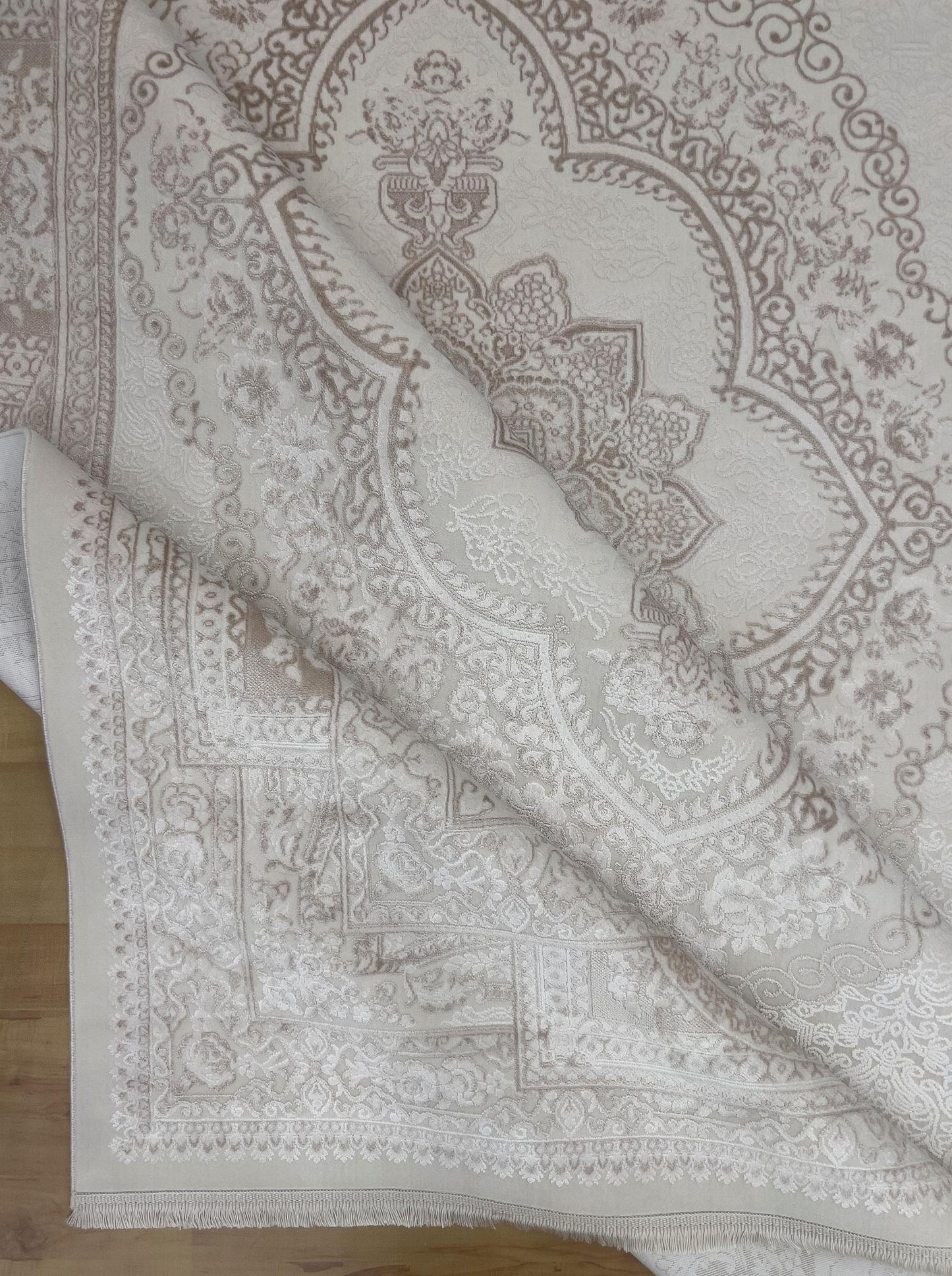 ⁠Serene Weave Bamboo Silk Classic Carpet