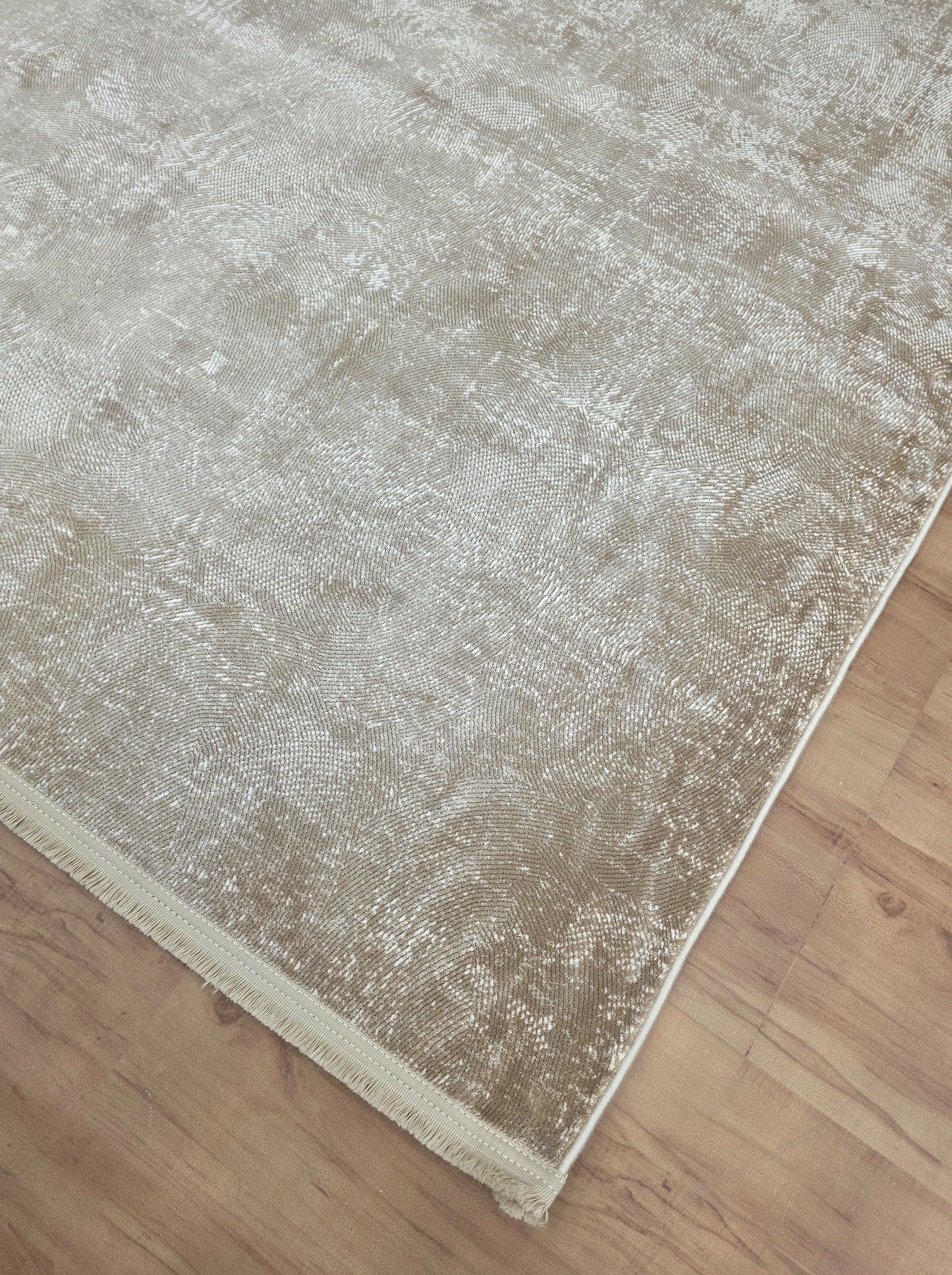 Darin Bamboo Silk Carpet