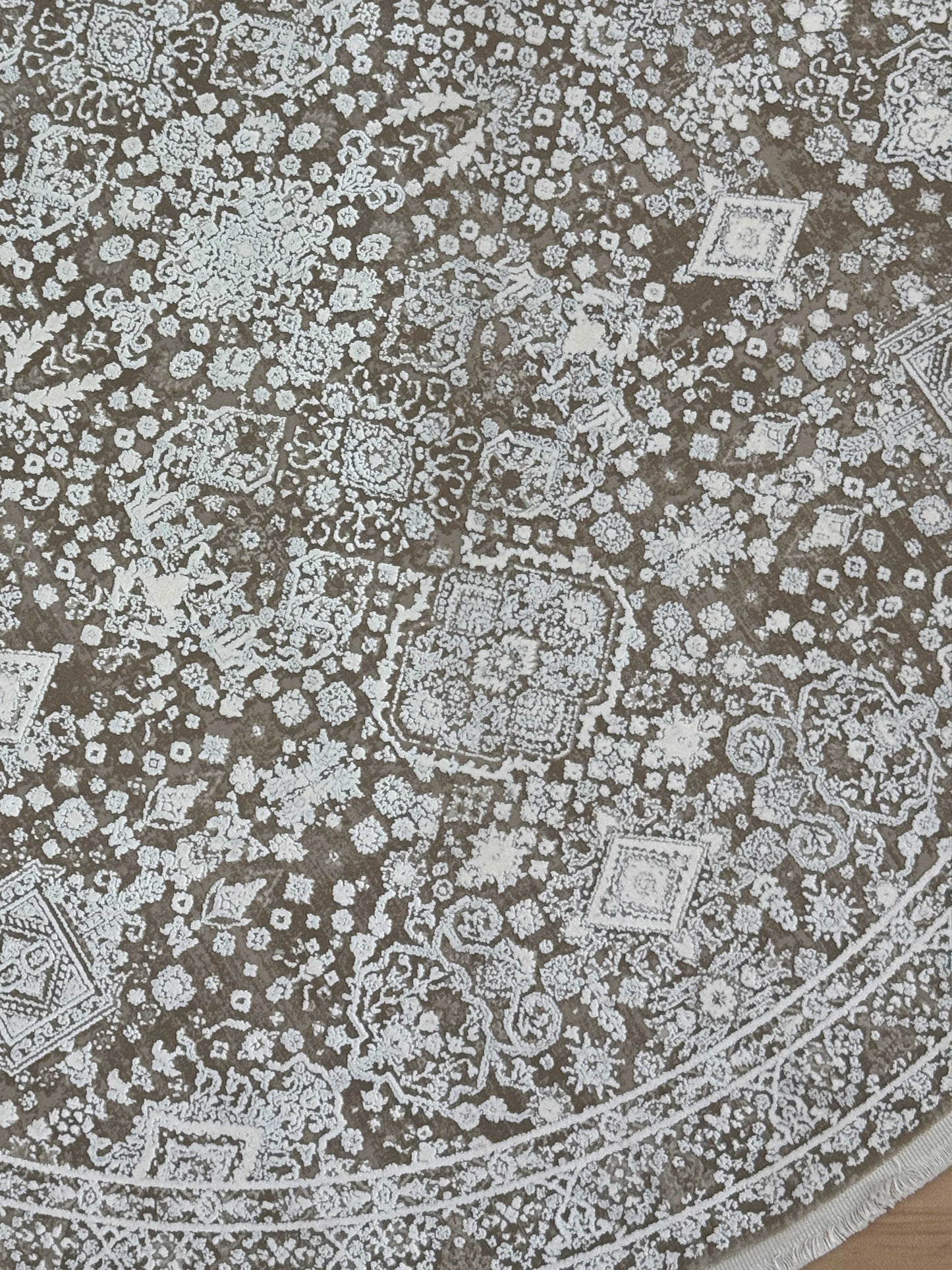 Timeless Ornamental Bamboo Silk Round Carpet