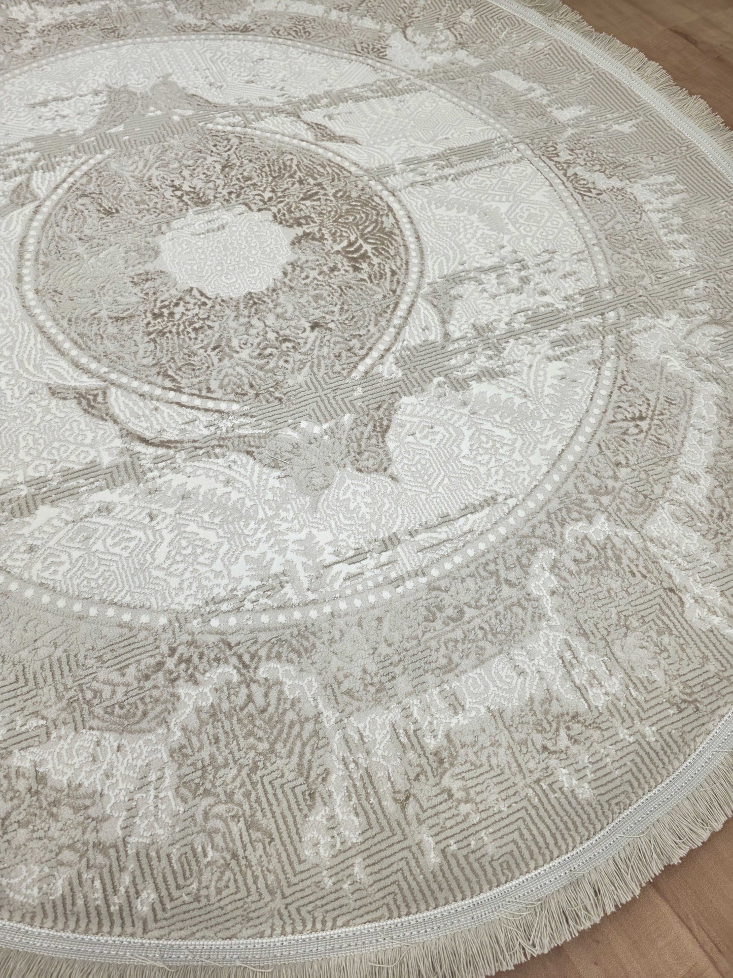 Spectrum "Beige"  Acrylic Classic Round Carpet