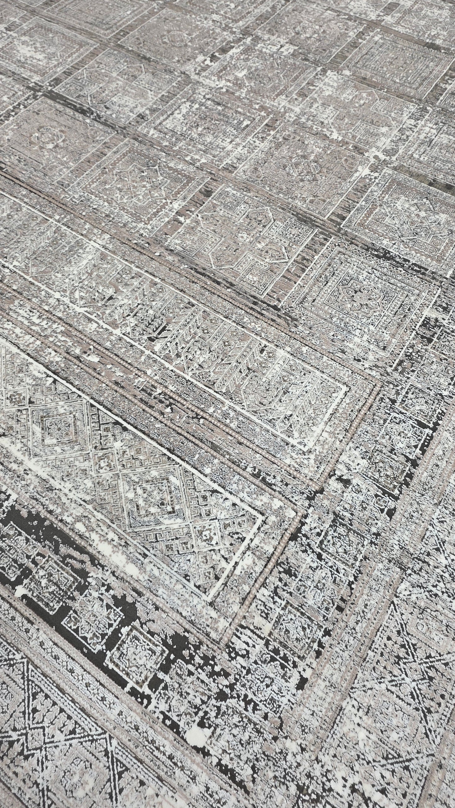 سجادة حرير Luxe Edge